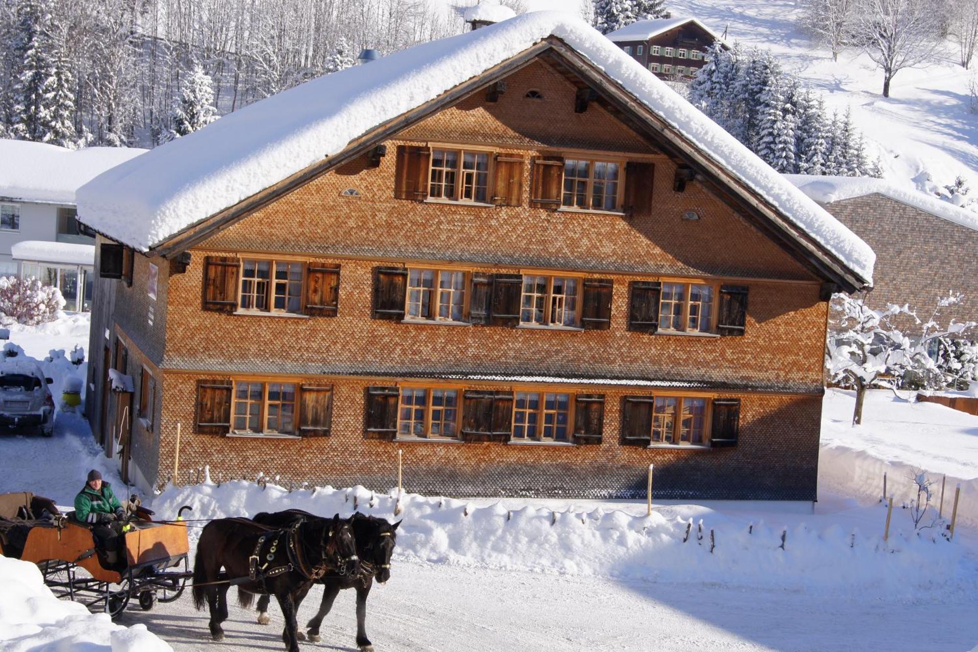 Naze'S Hus Mellau Hotel ภายนอก รูปภาพ