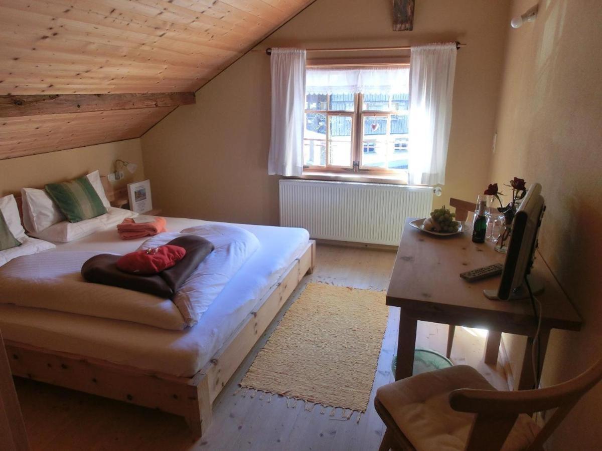 Naze'S Hus Mellau Hotel ภายนอก รูปภาพ