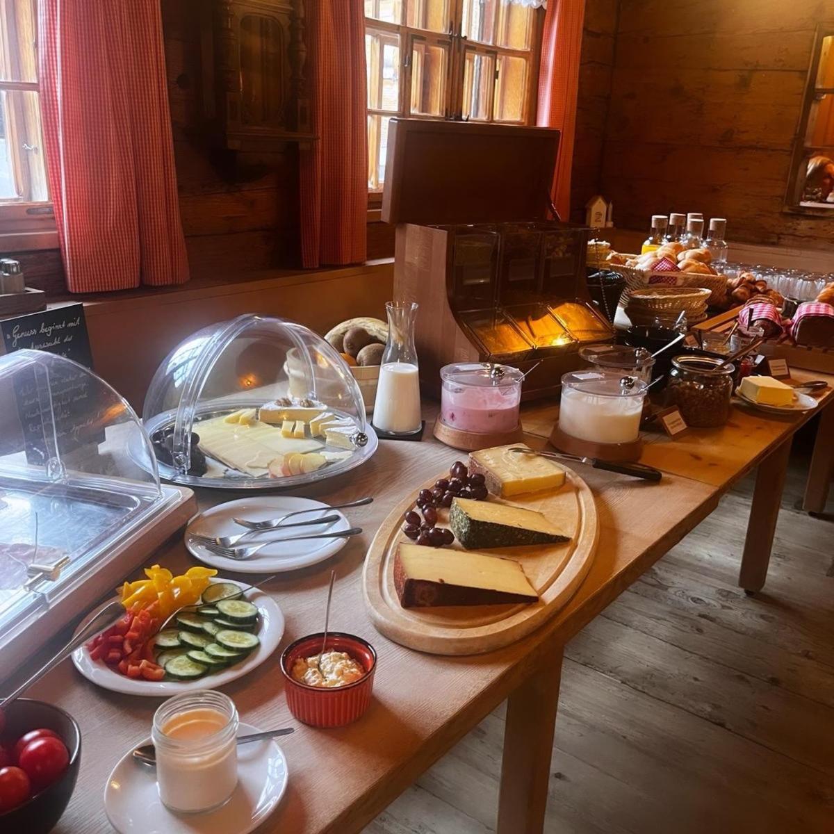 Naze'S Hus Mellau Hotel ภายนอก รูปภาพ